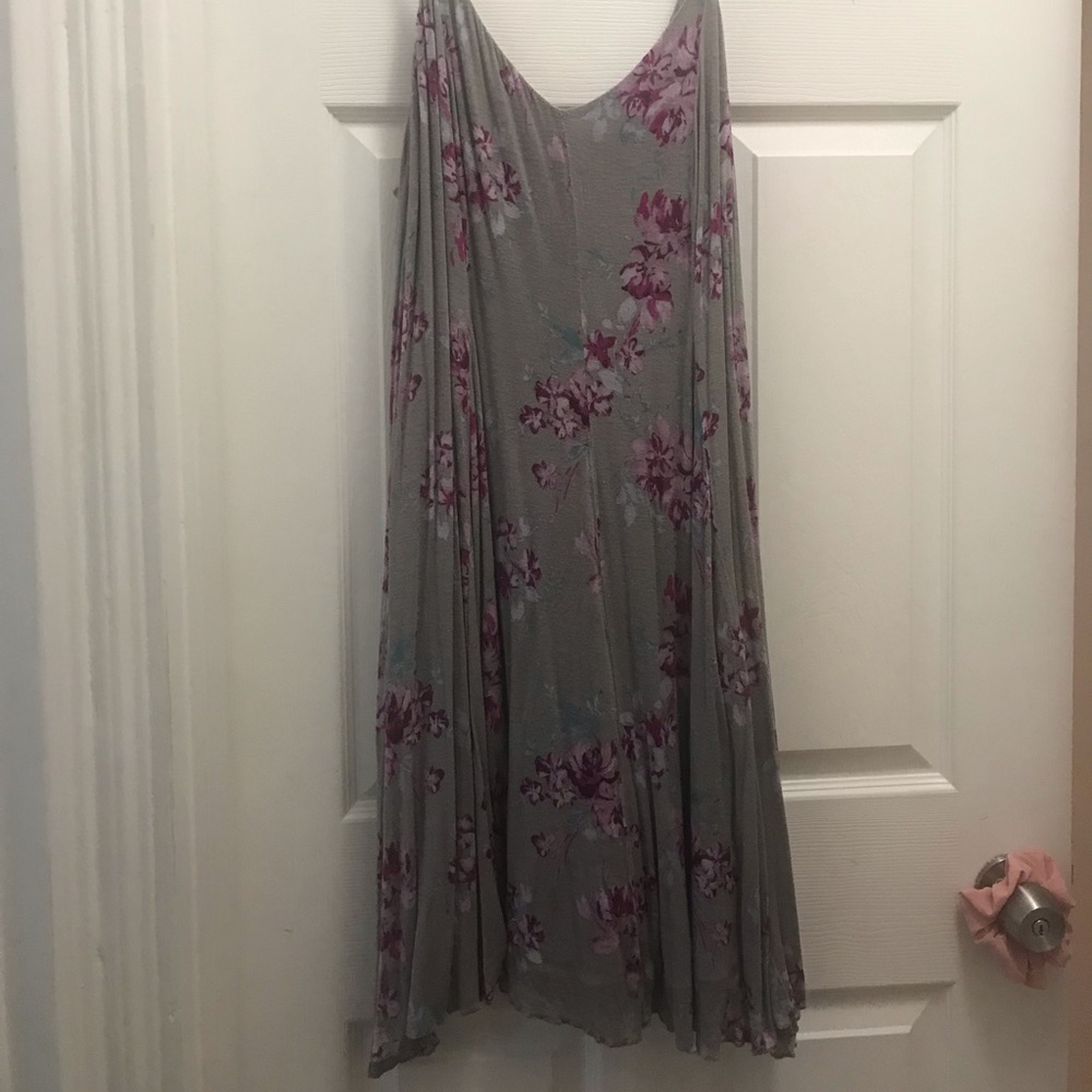 Floral mid thigh/knee length dress. Worn 10+ times